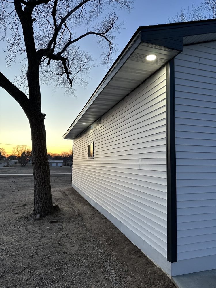 BlackRidge garage or outbuilding